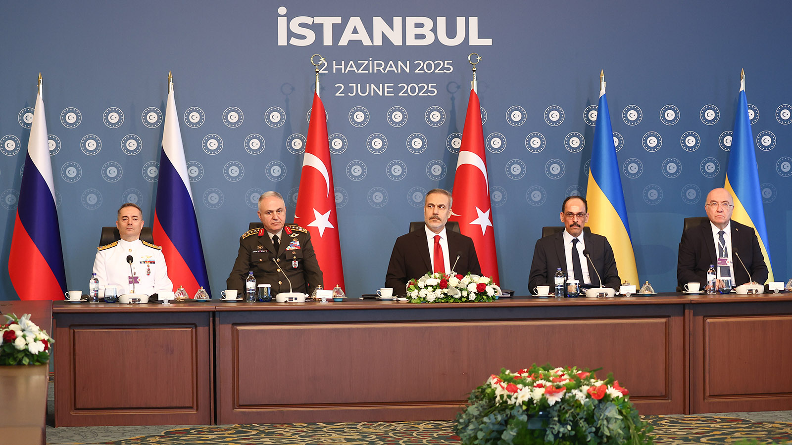 Украина передала России список детей, которых требует вернуть