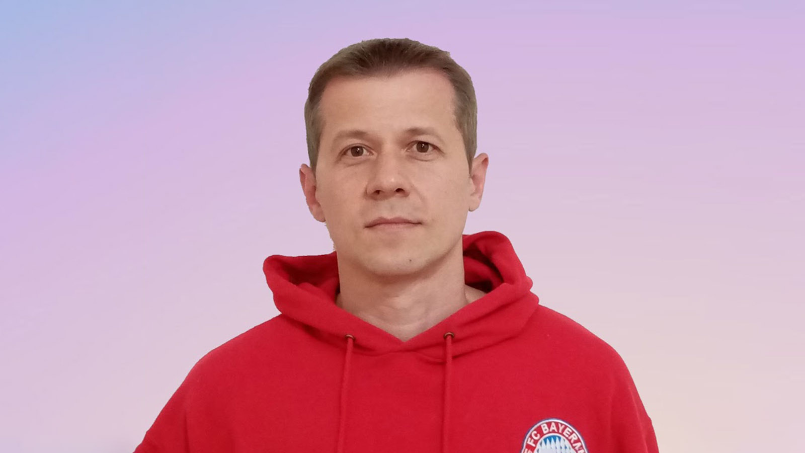 Минюст признал иноагентами комика Евгения Трикоза и рэпера Наума Блика