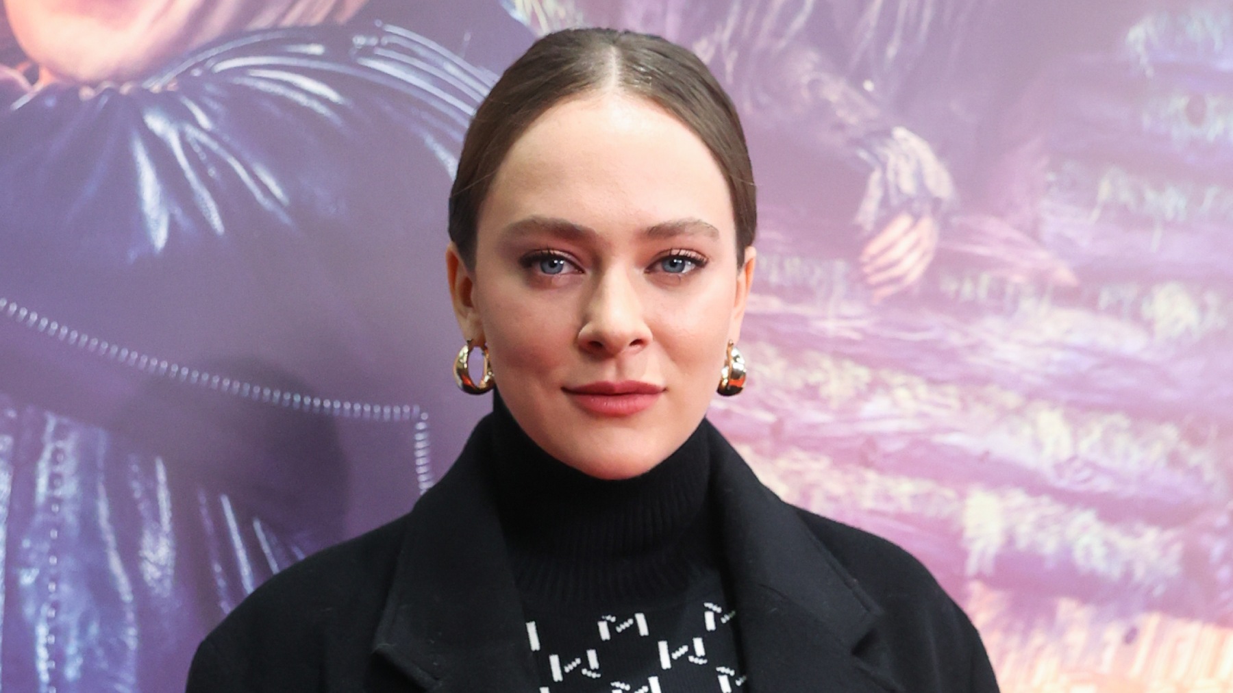 Актрису Аглаю Тарасову задержали в аэропорту Домодедово