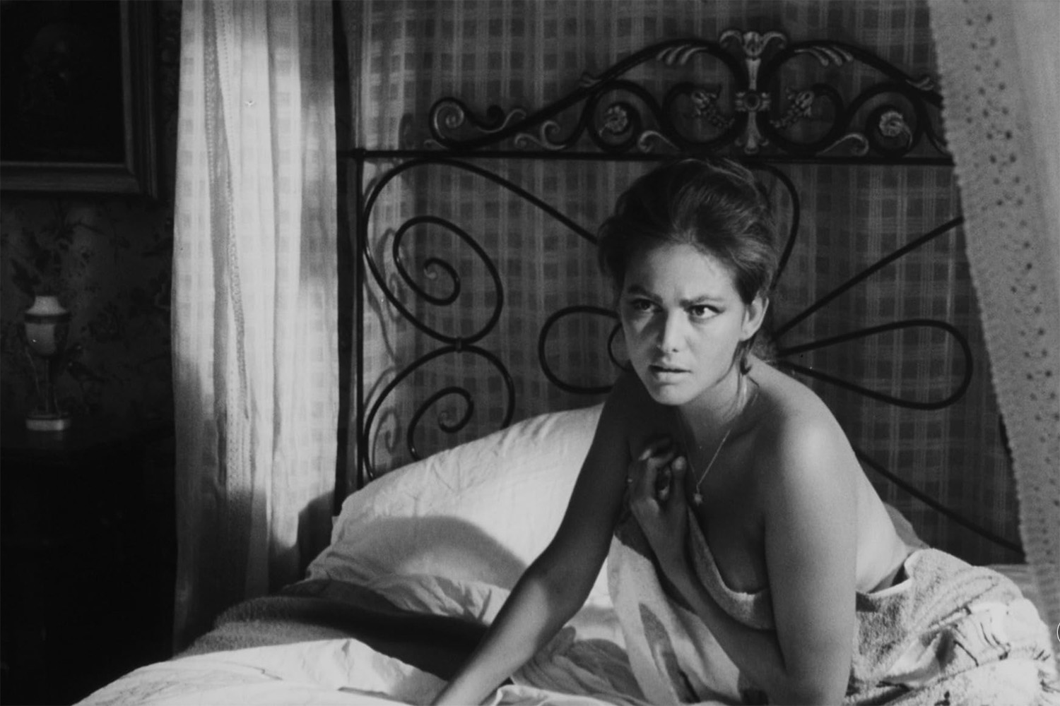 Орыс жігіттері порно көреді