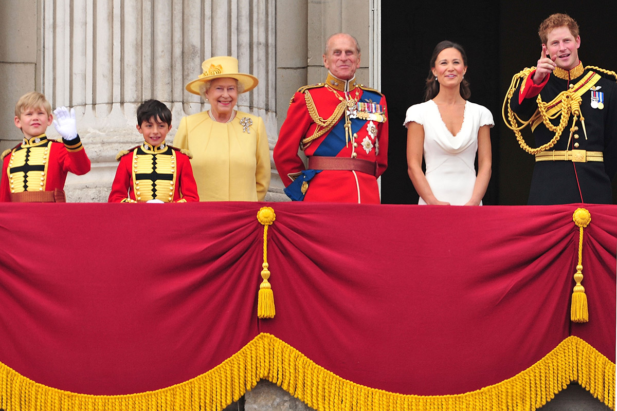 2011 год. Свадьба принца Уильяма - внука Елизаветы II - и Кэйт Миддлтон