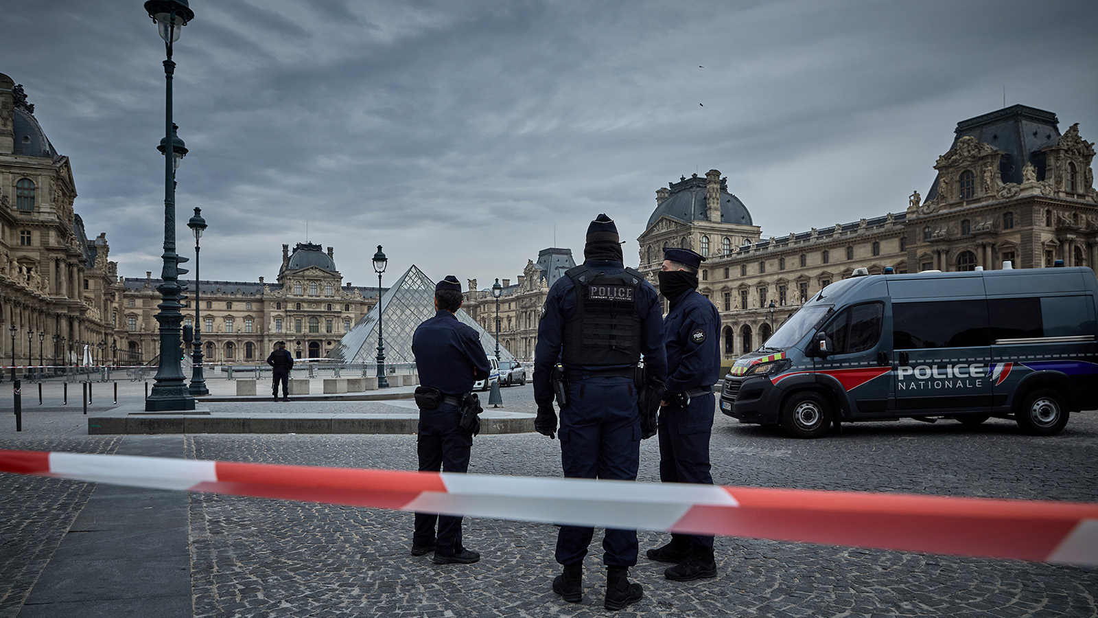 Самые громкие музейные похищения: как украденные Ван Гог и Чернихов стали бесценными