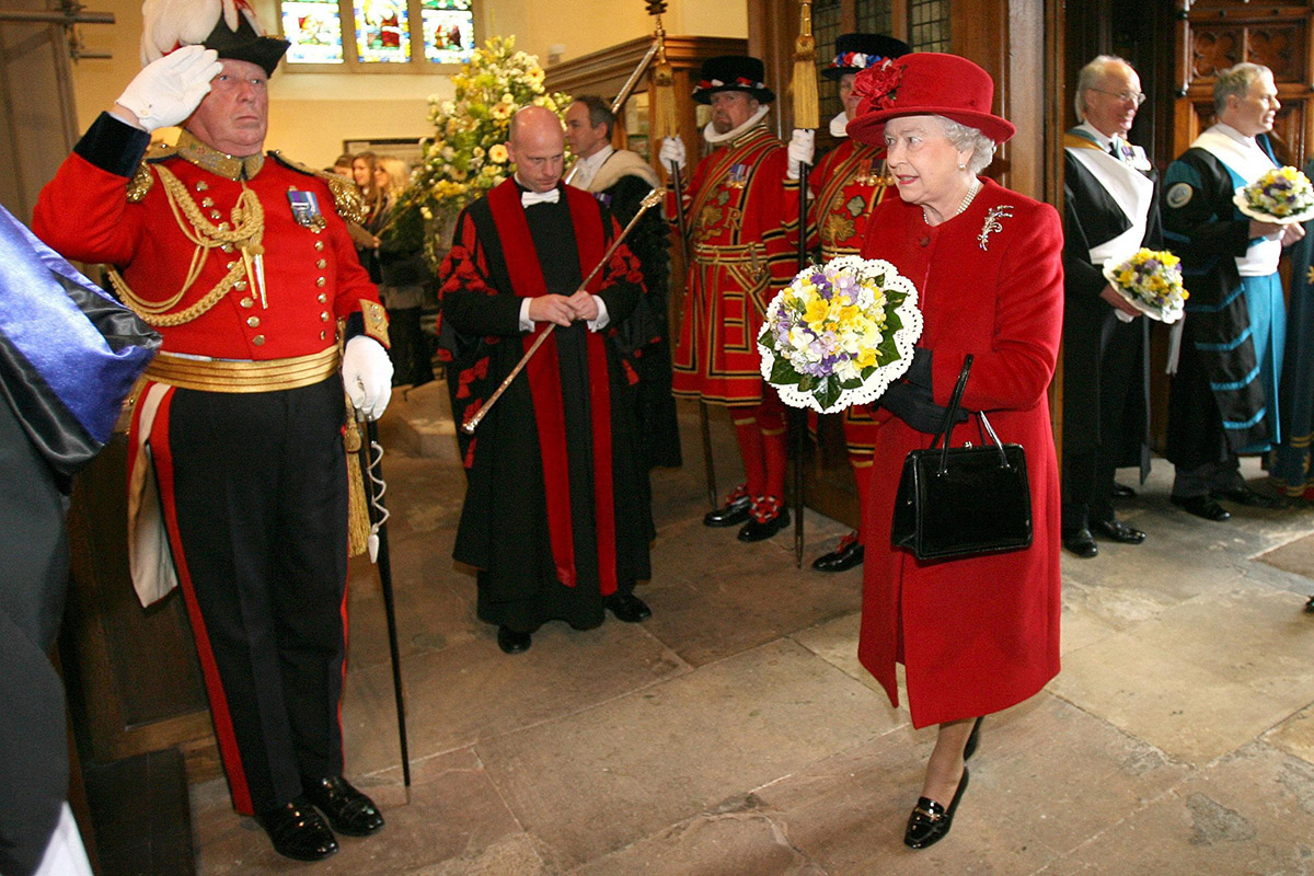 2008 год. Собор Святого Патрика в г. Арма. Елизавета II стала первым британским монархом, посетившим службу в Великий четверг накануне Пасхи в Северной Ирландии