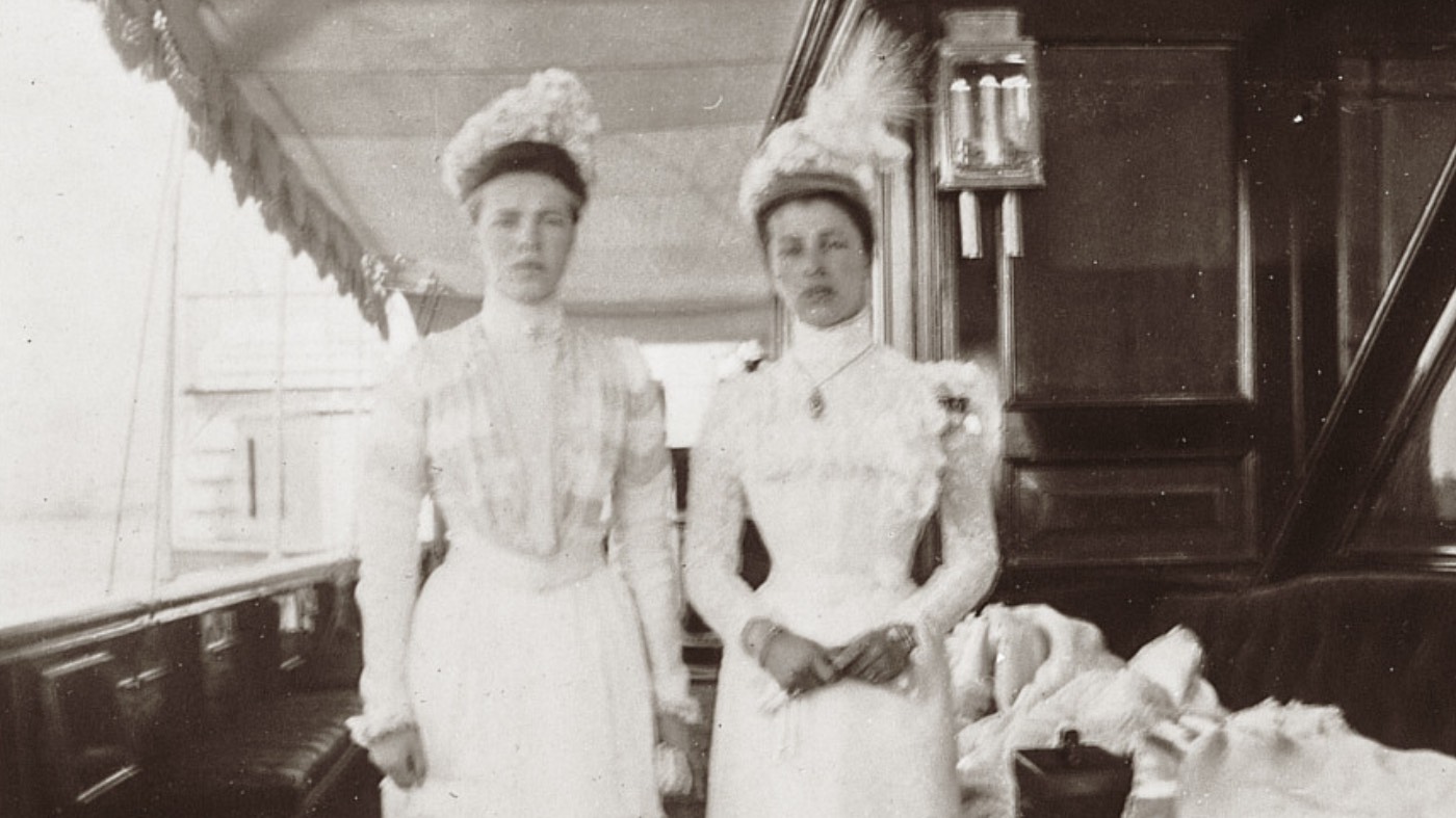 Институт фрейлин: как жили самые влиятельные женщины Российской империи