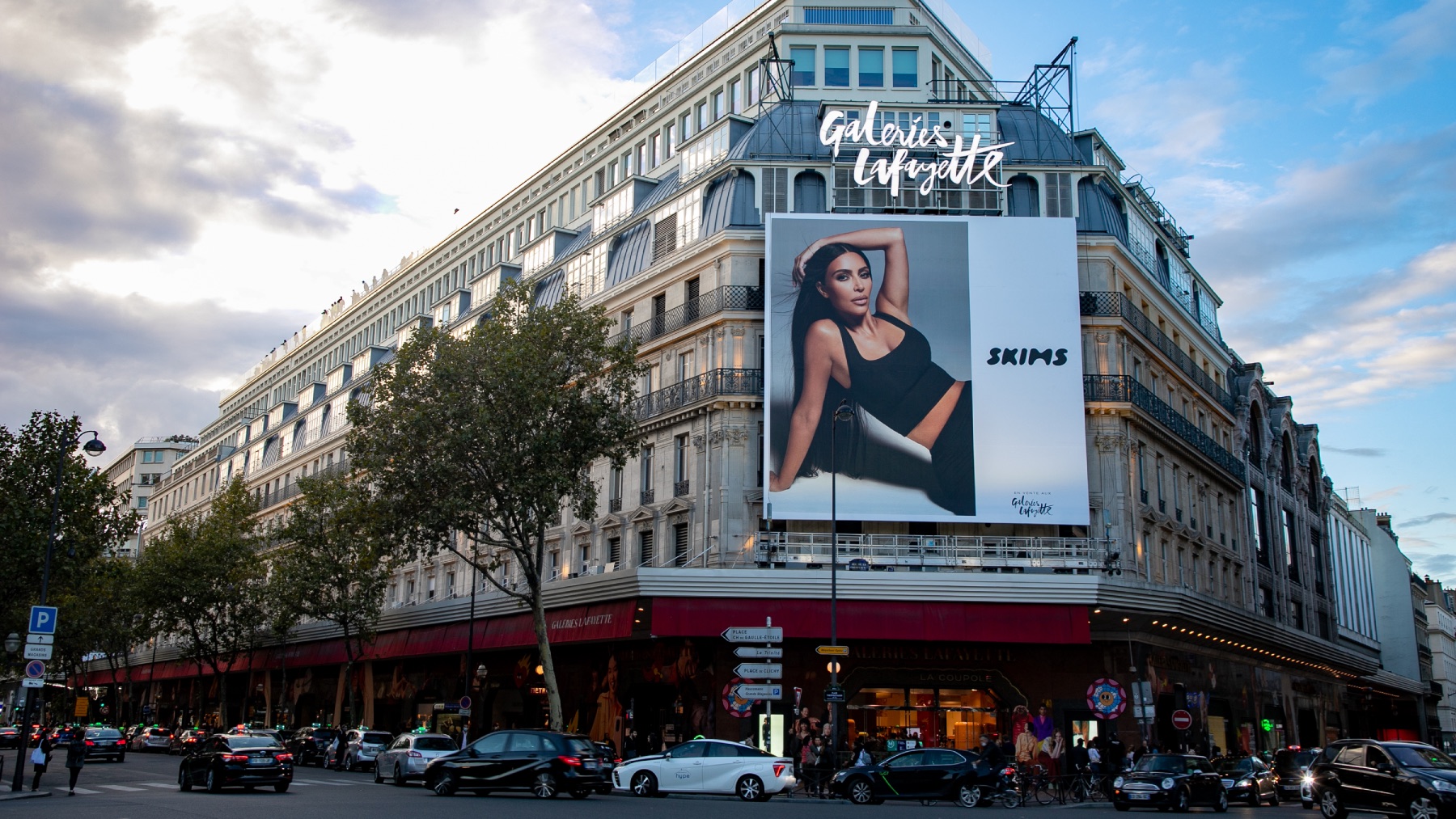 Бренд белья и одежды Skims Ким Кардашьян достиг оценки в $5 млрд