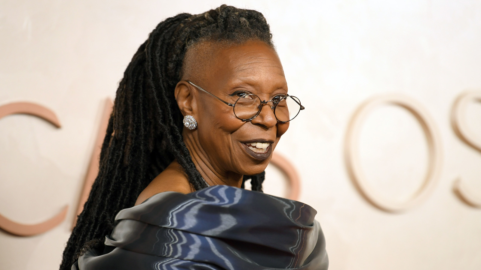 Сестричка, действуй: как Вупи Голдберг стала одной из самых титулованных звезд США