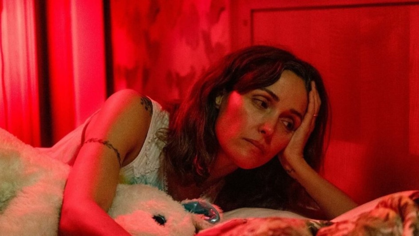 Я бы тебя пнула, если бы могла: драма с Роуз Бирн о сложном опыте материнства