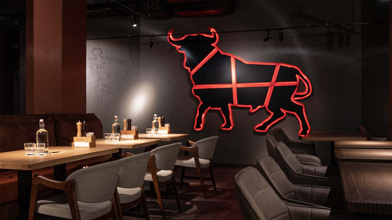 Рестораны The Бык! выходят по франчайзингу на Урал и в Сибирь