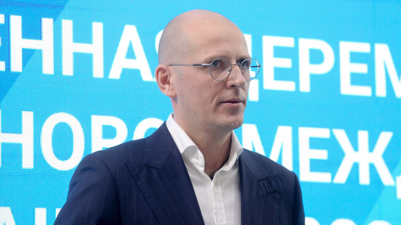 Суд в Москве арестовал директора департамента Минпромторга по делу о получении взятки - похожая новость на Toplenta