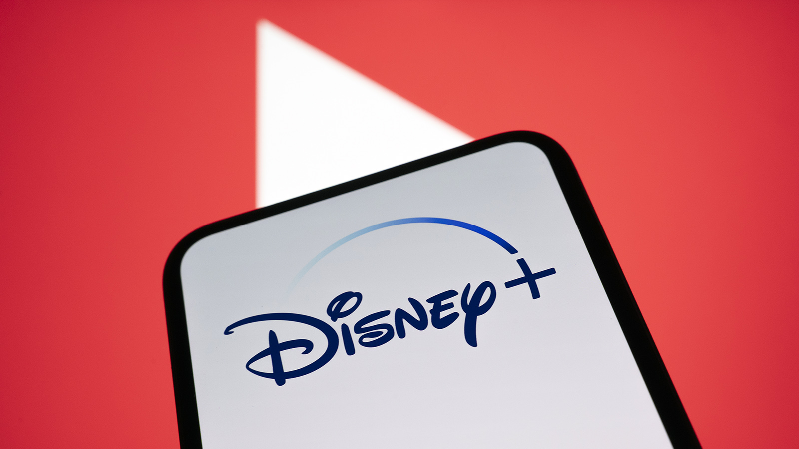 Битва гигантов: как Disney и Google не поделили спортивных болельщиков в США - свежие новости на Toplenta