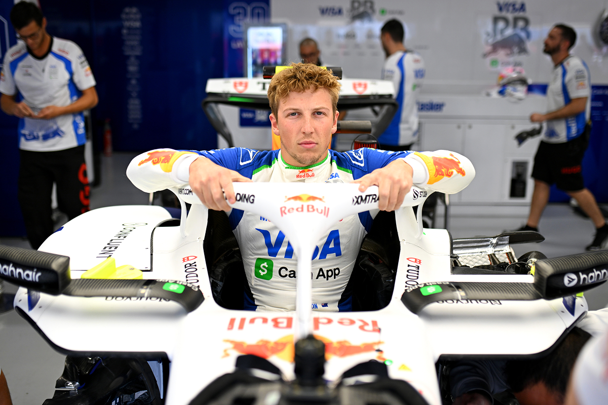 9. «Рэйсинг Буллз» — $2,3 млрд