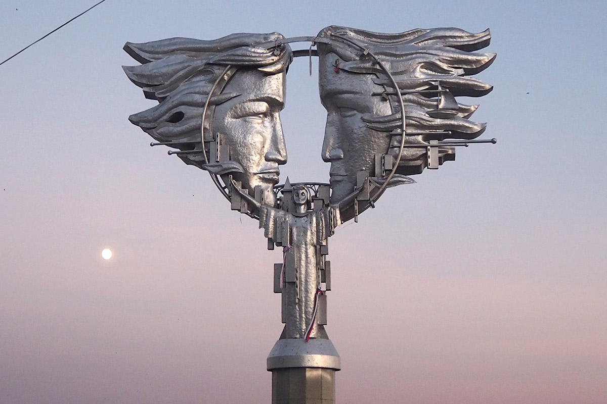 «Родина искусства»: домрист Кирилл Малямин о любимых местах родного Саратова - похожая новость на Toplenta