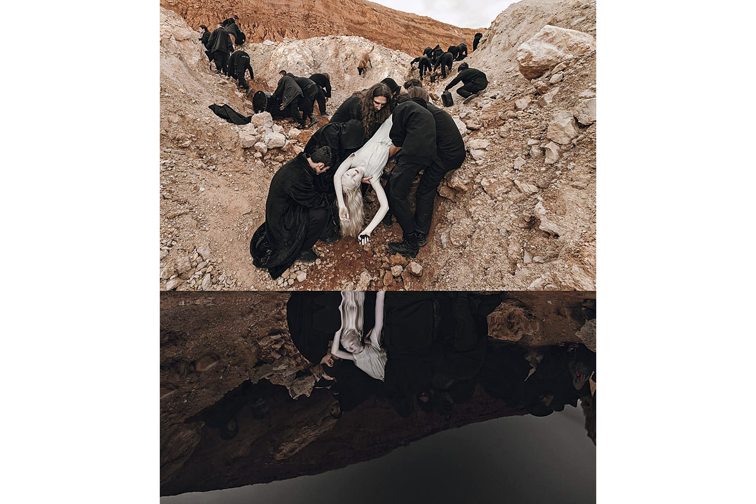 Арт-группа «Провмыза» — Галина Мызникова (1968) и Сергей Проворов (1970)