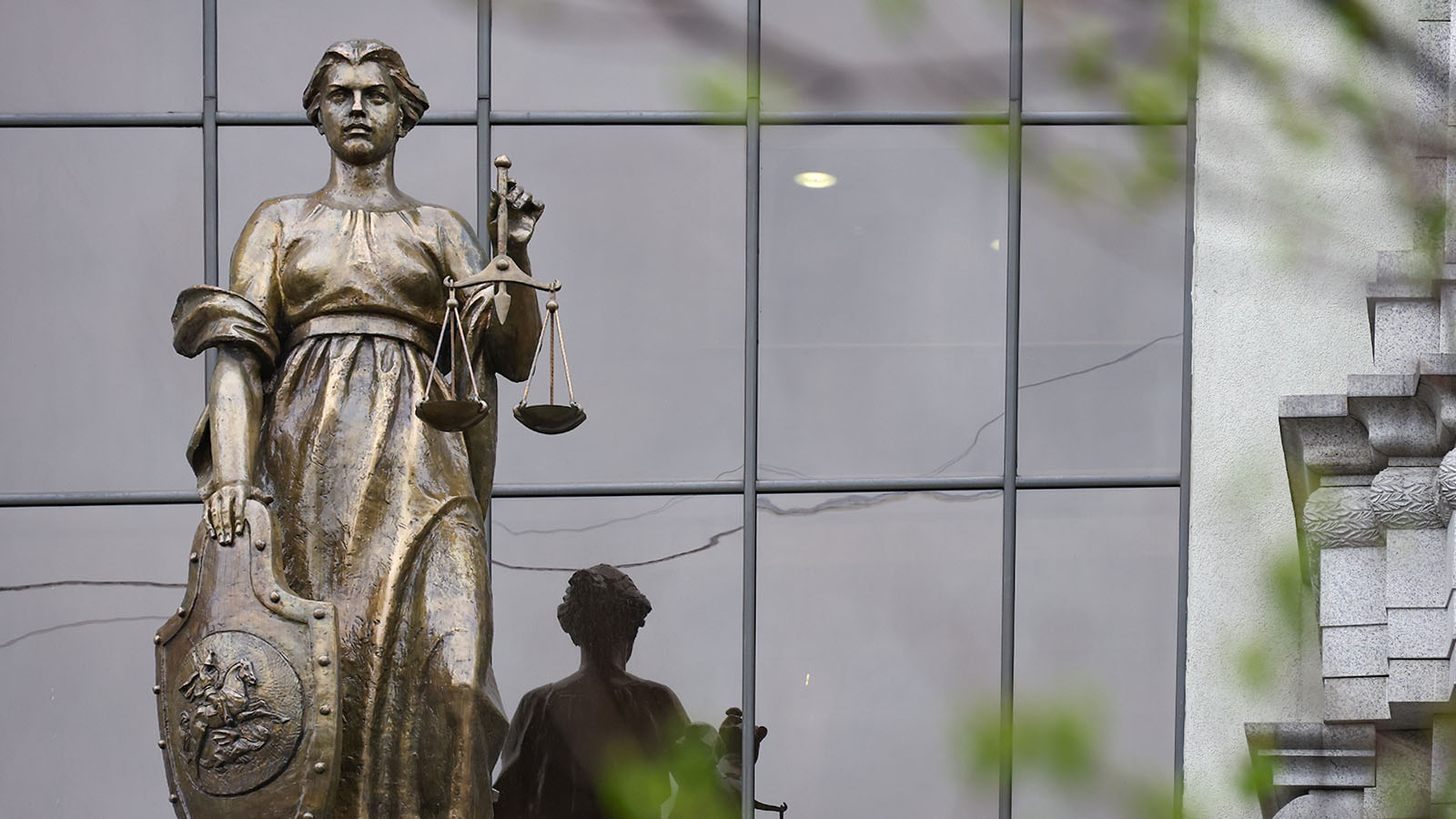 Semiz ayollar it uslubi video Avtobusda Osiyo pornosini tomosha qiling