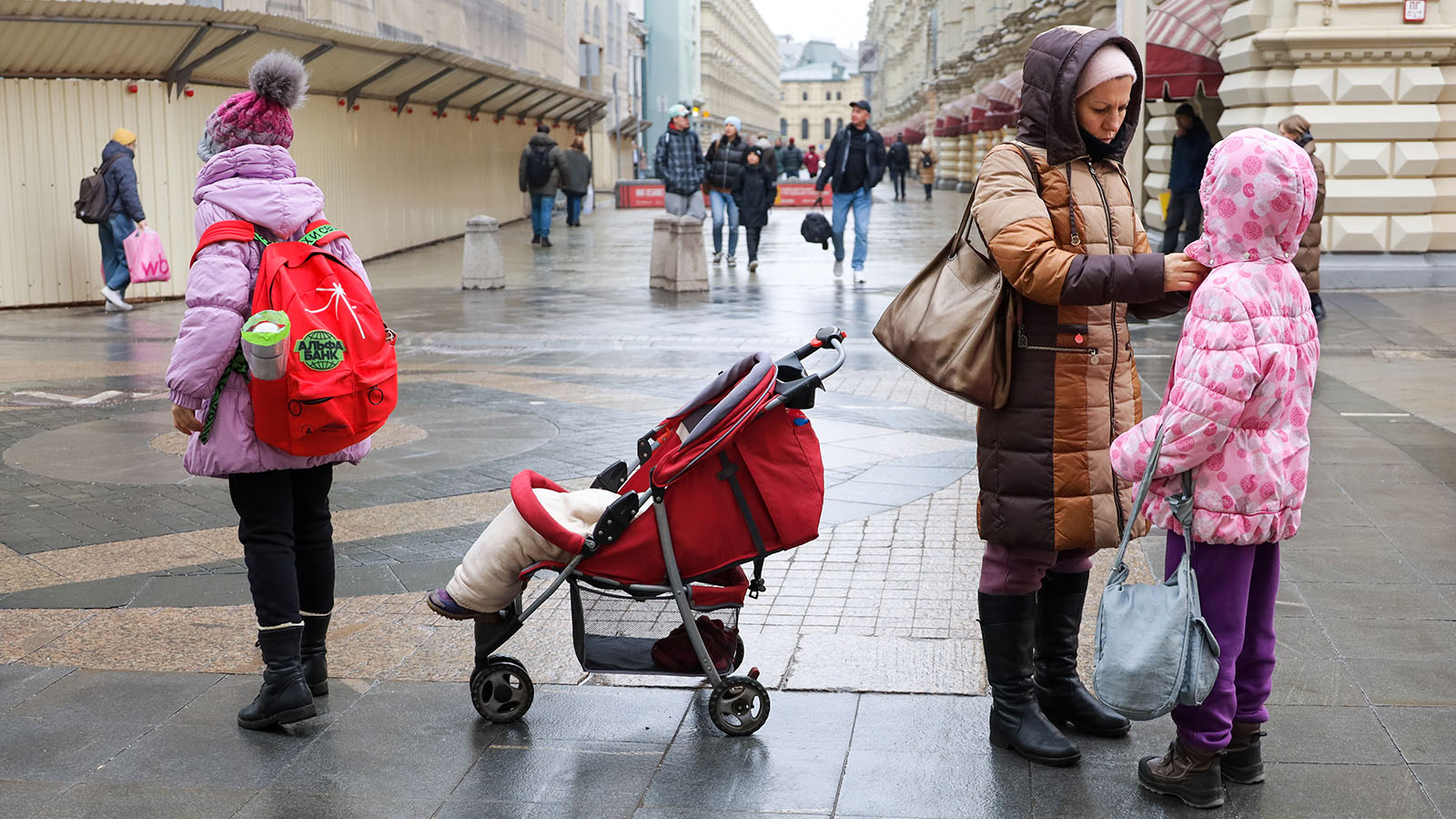 39% россиян отметили сложность материнства в современном обществе