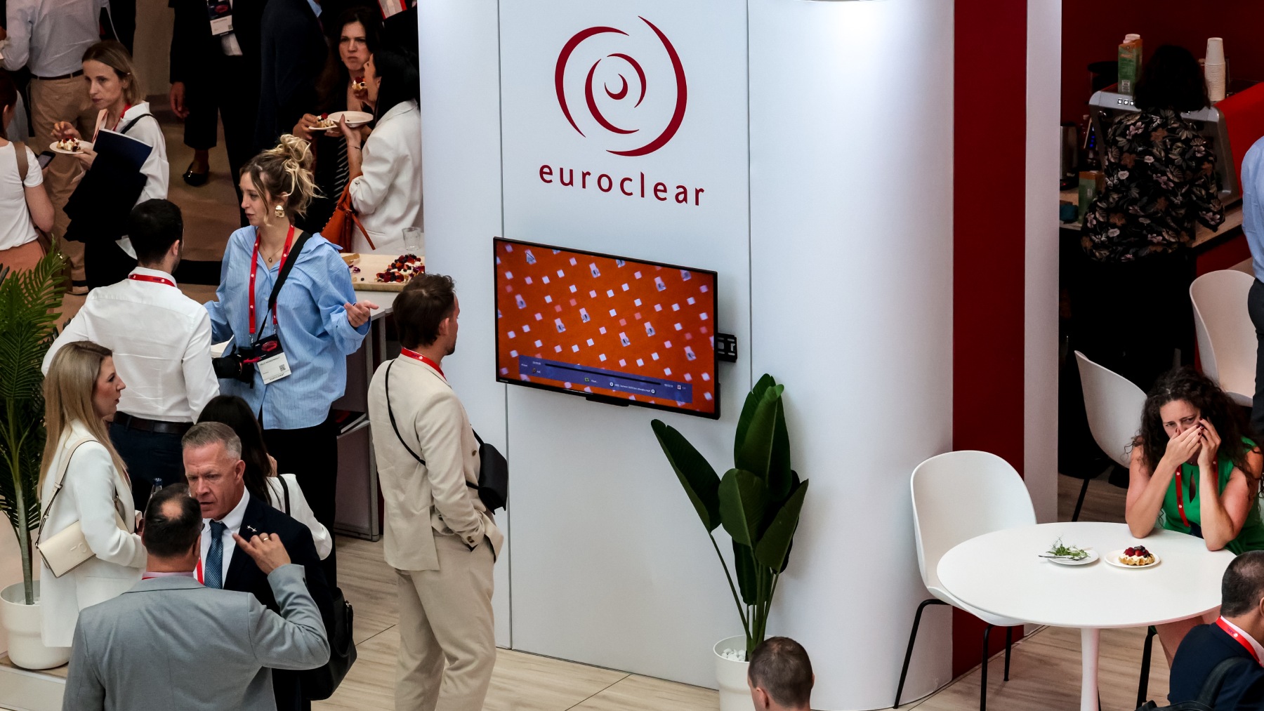 Иск для размышления: сможет ли ЦБ помешать конфискации российских резервов