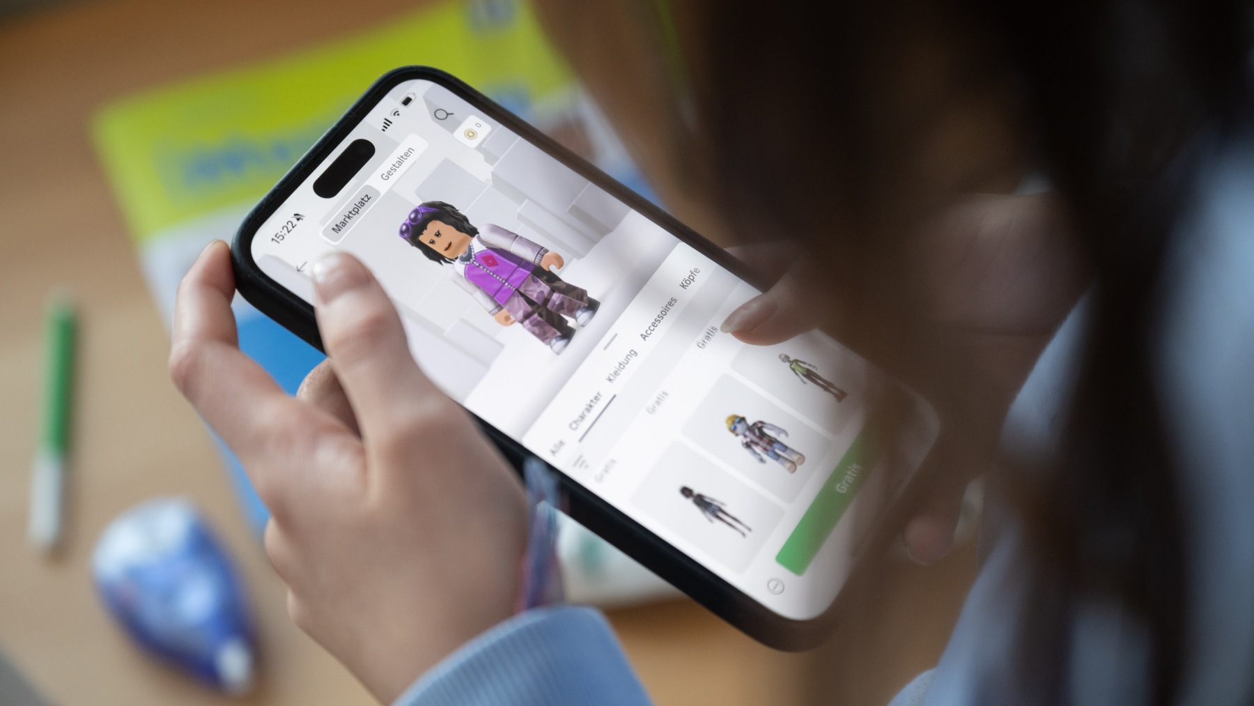 Субботний венчур: 30 млн рублей в голосовые ИИ-агенты и блокировка Roblox и Snapchat