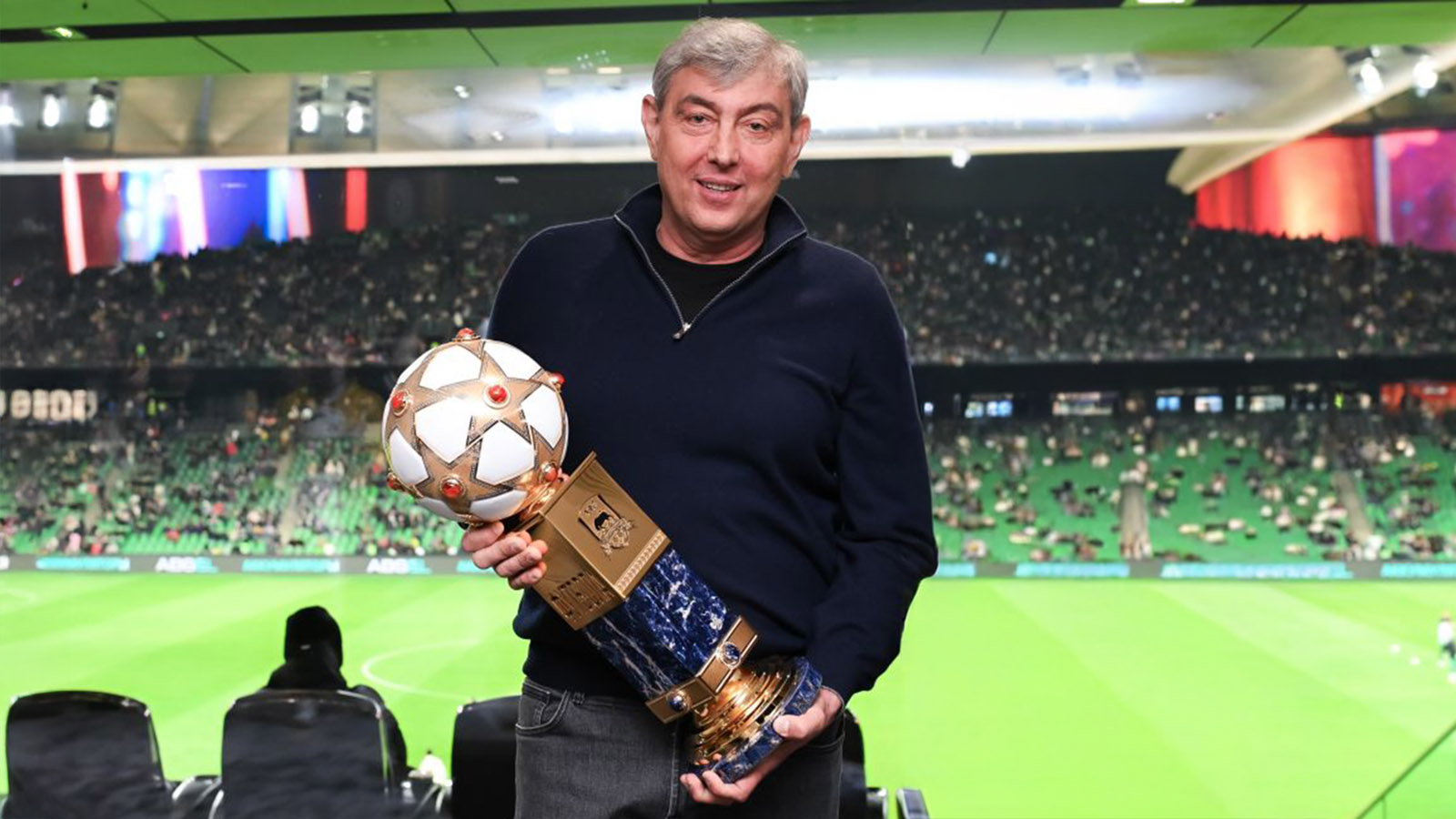 Неделя миллиардера: легенда Forbes, Дуров в UFC, реалити-шоу Рыбакова