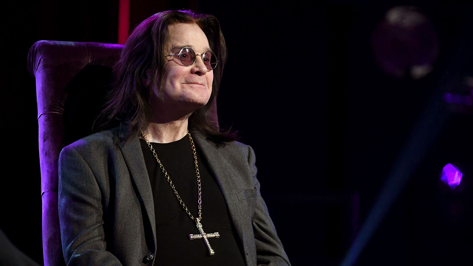 В России из мемуаров Оззи Осборна убрали отрывки о наркотиках и изготовлении петард