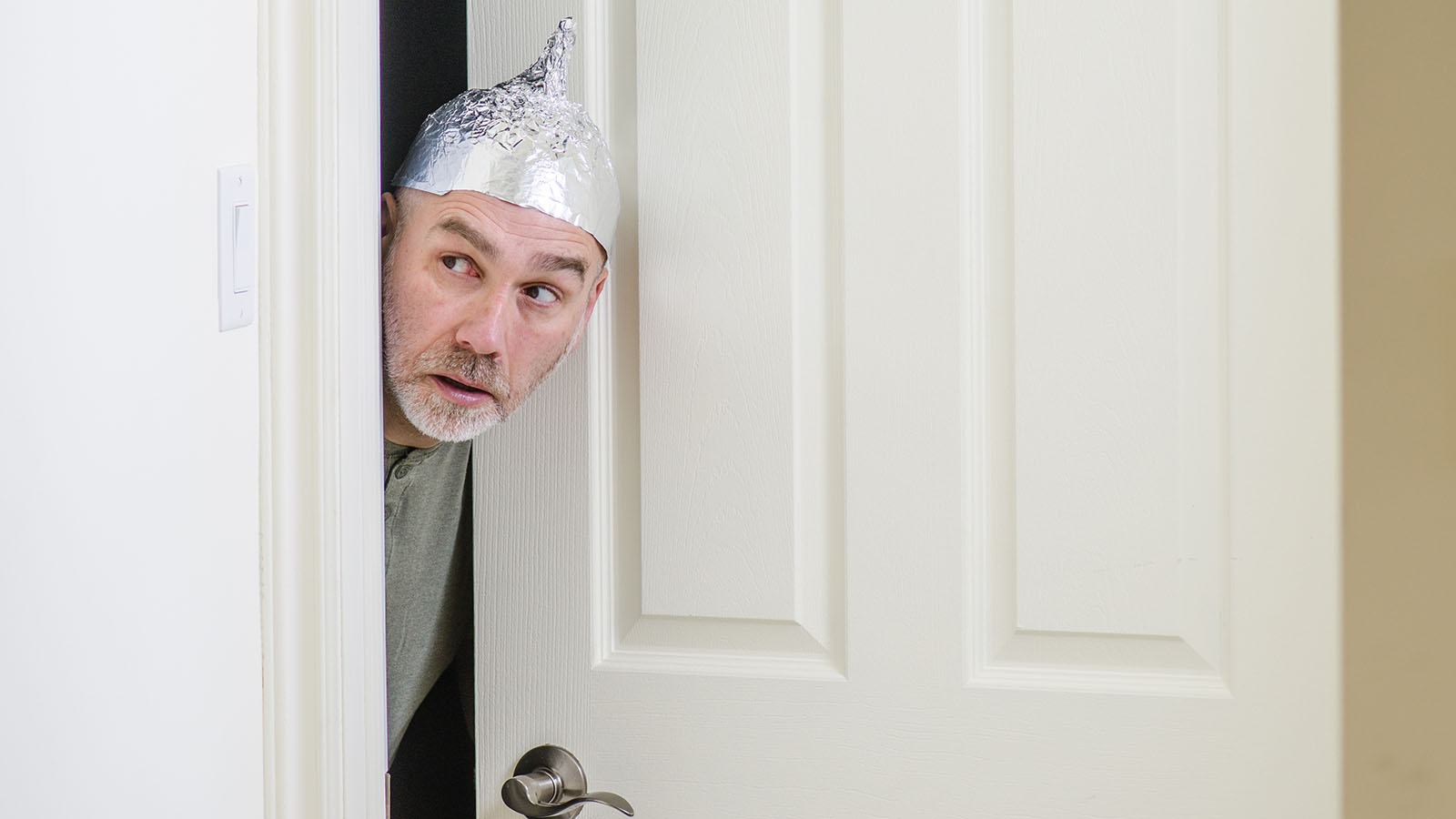 40% россиян верят в управляющие миром тайные сообщества