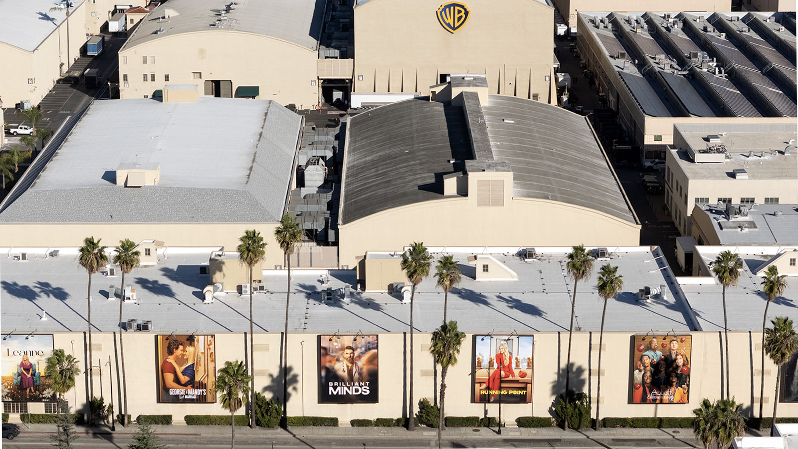 Warner Brosers, ИИ-эйфория и риски-2026: главные события мировых рынков