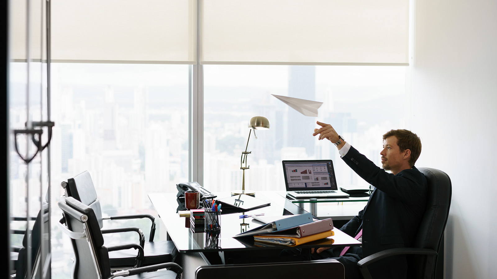 Карьера на минималках, собеседования с мамами и тихий срыв: карьерные тренды 2025