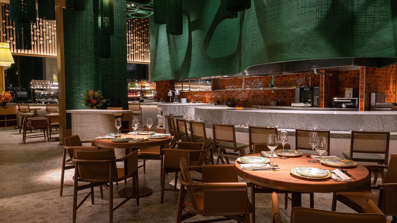 Неделя потребления: романтика на берегу Босфора и оздоровление в Горном Алтае