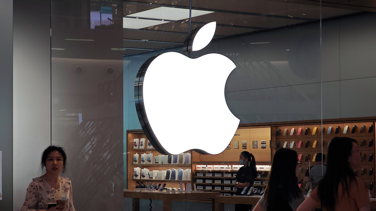 Воздушная скидка: Apple опередила конкурентов по динамике роста поставок компьютеров