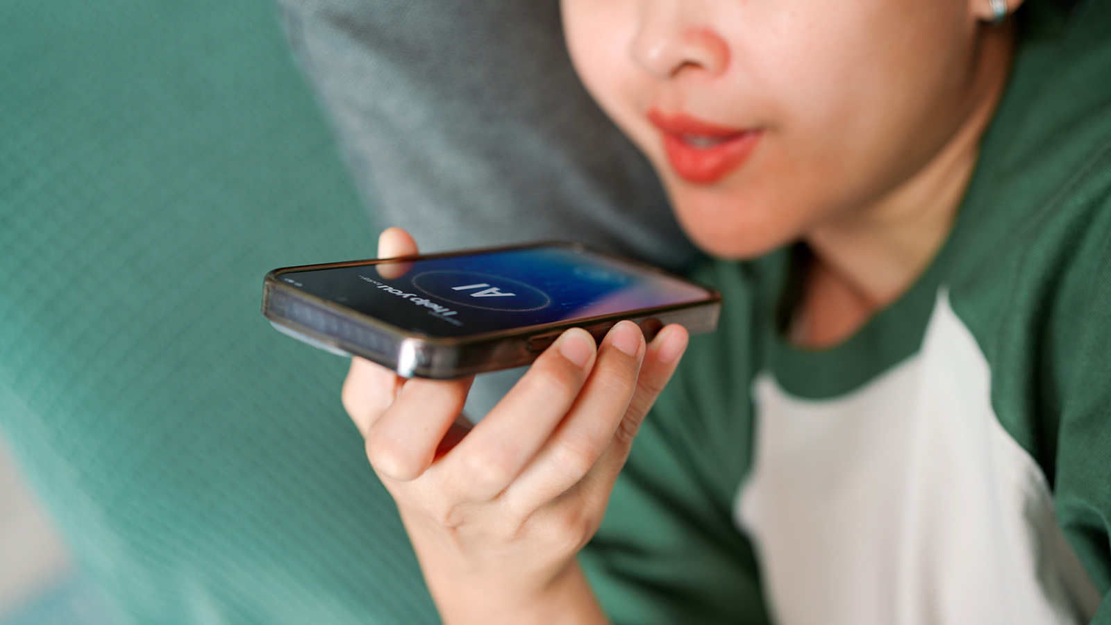 Покупки с умом: Яндекс обучил языковую модель подбирать товары прямо в чате