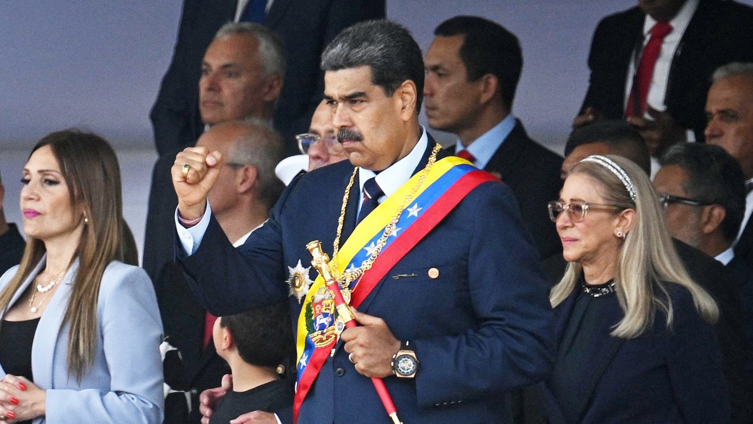 Трамп сообщил о захвате Мадуро и его жены и их вывозе из Венесуэлы