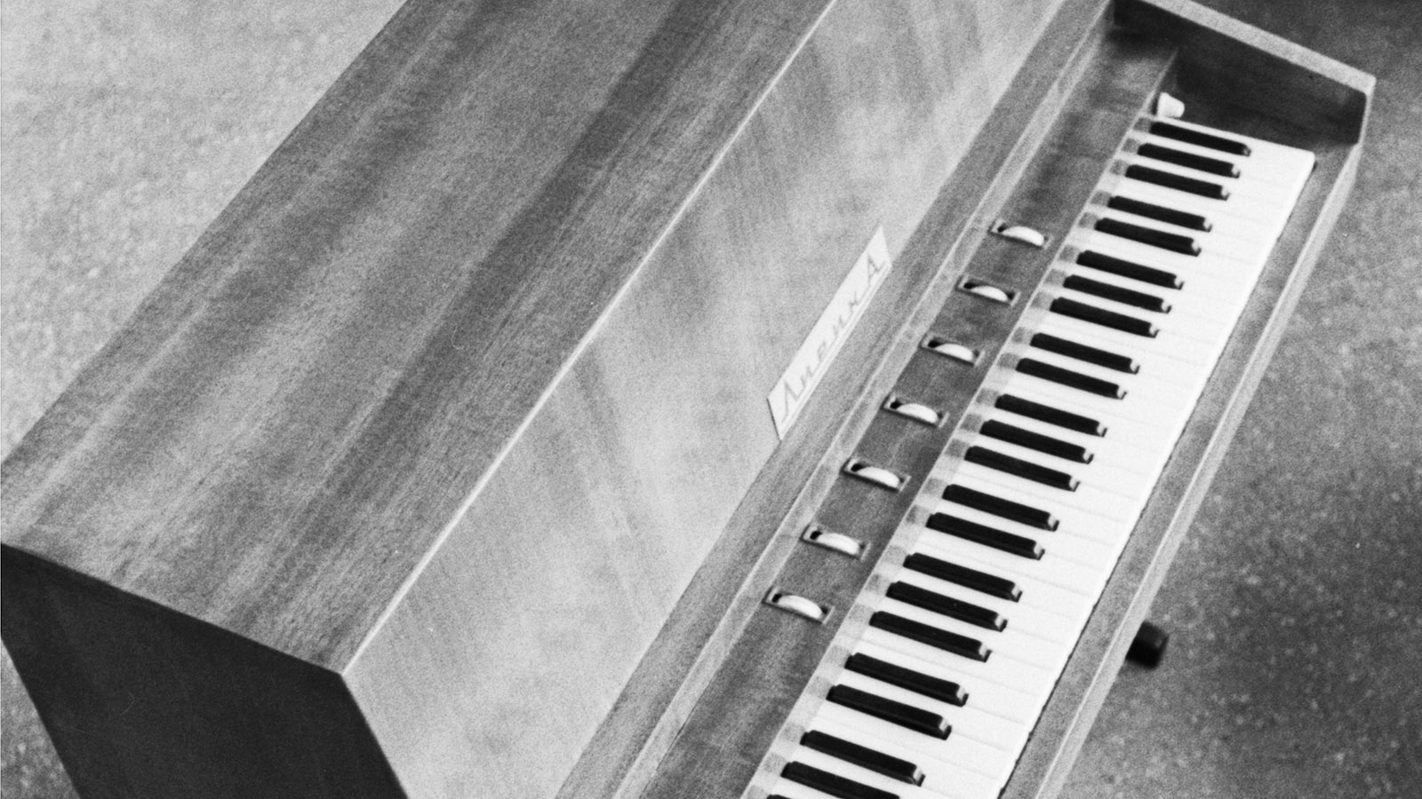 Пианисткой вашей дочке точно не стать: женские воспоминания о первых уроках музыки