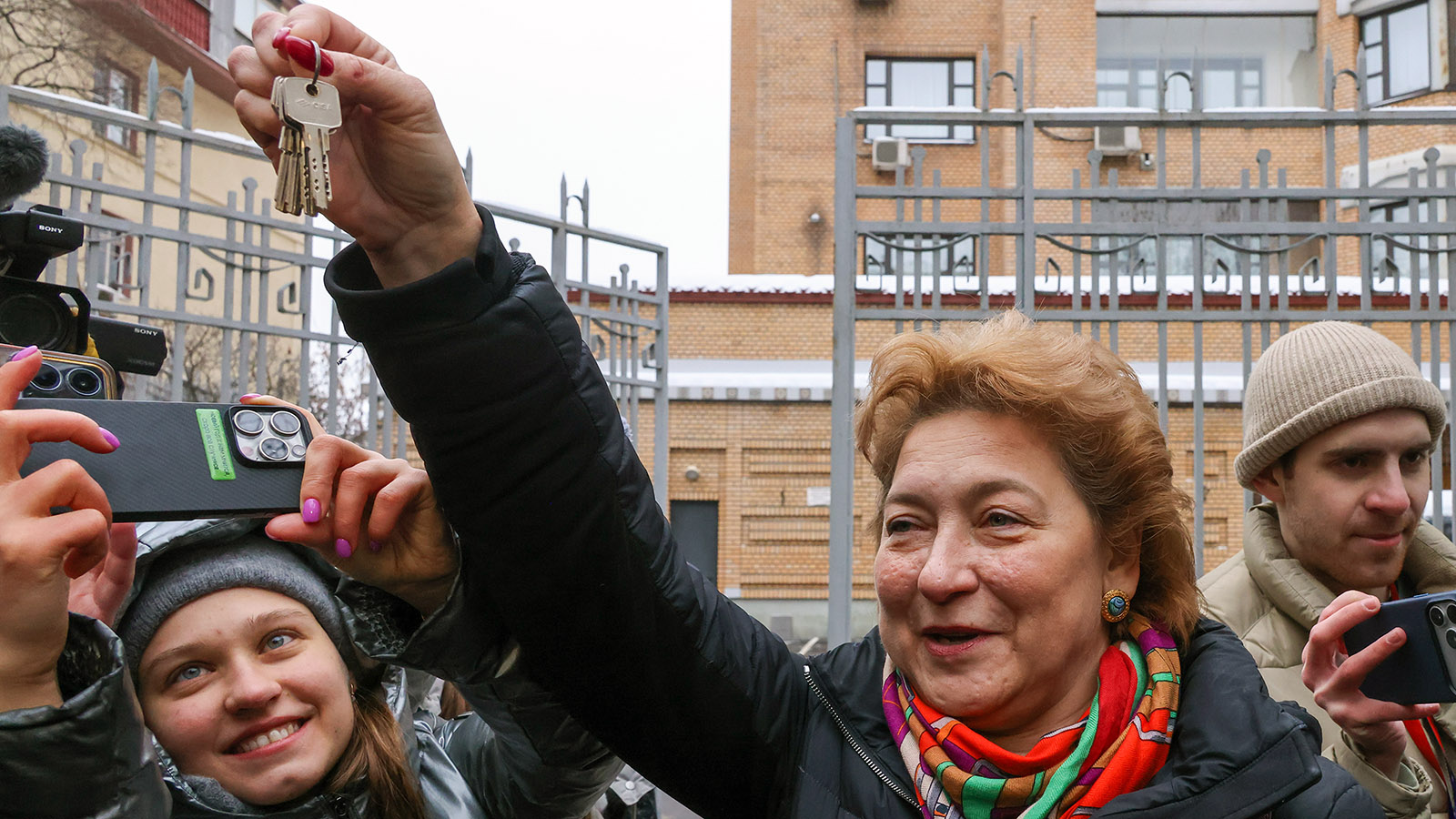 Адвокат Полины Лурье получила ключи от квартиры Ларисы Долиной