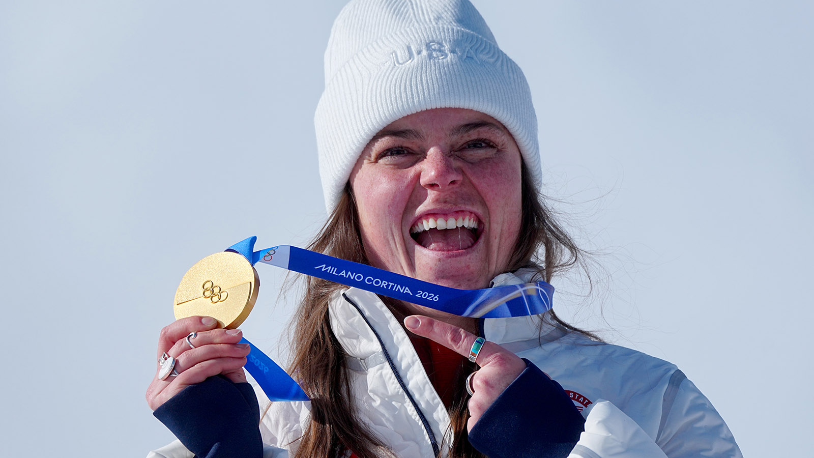 Ковид, дыры в крыше и сломанные медали: что пошло не так в первые дни Олимпиады-2026