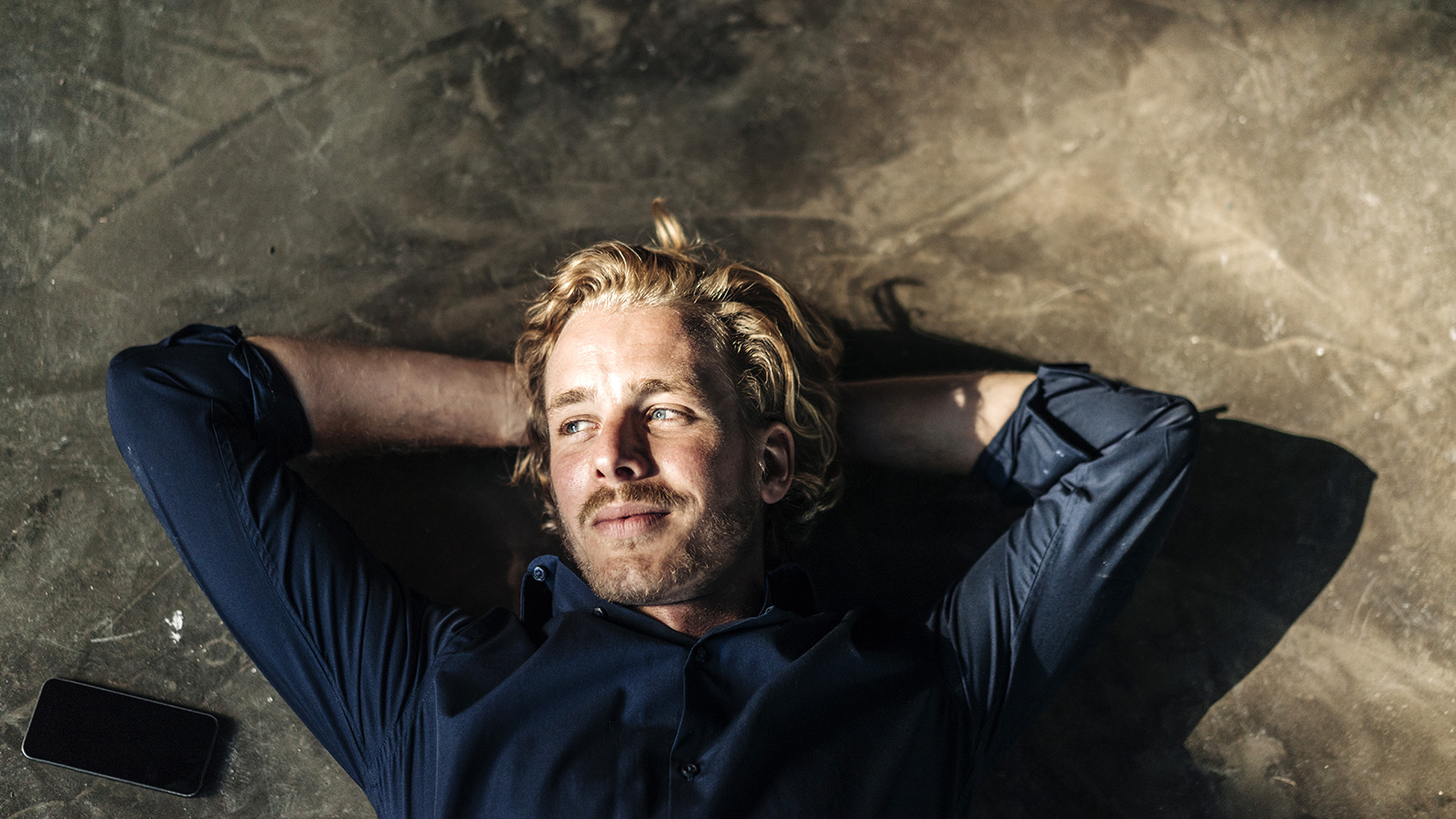 Витать в облаках  полезно: почему бездействие на самом деле не вредит продуктивности