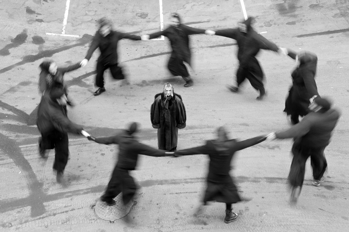 Премьера спектакля «Сказ о потерянной земле» на Трехгорной мануфактуре