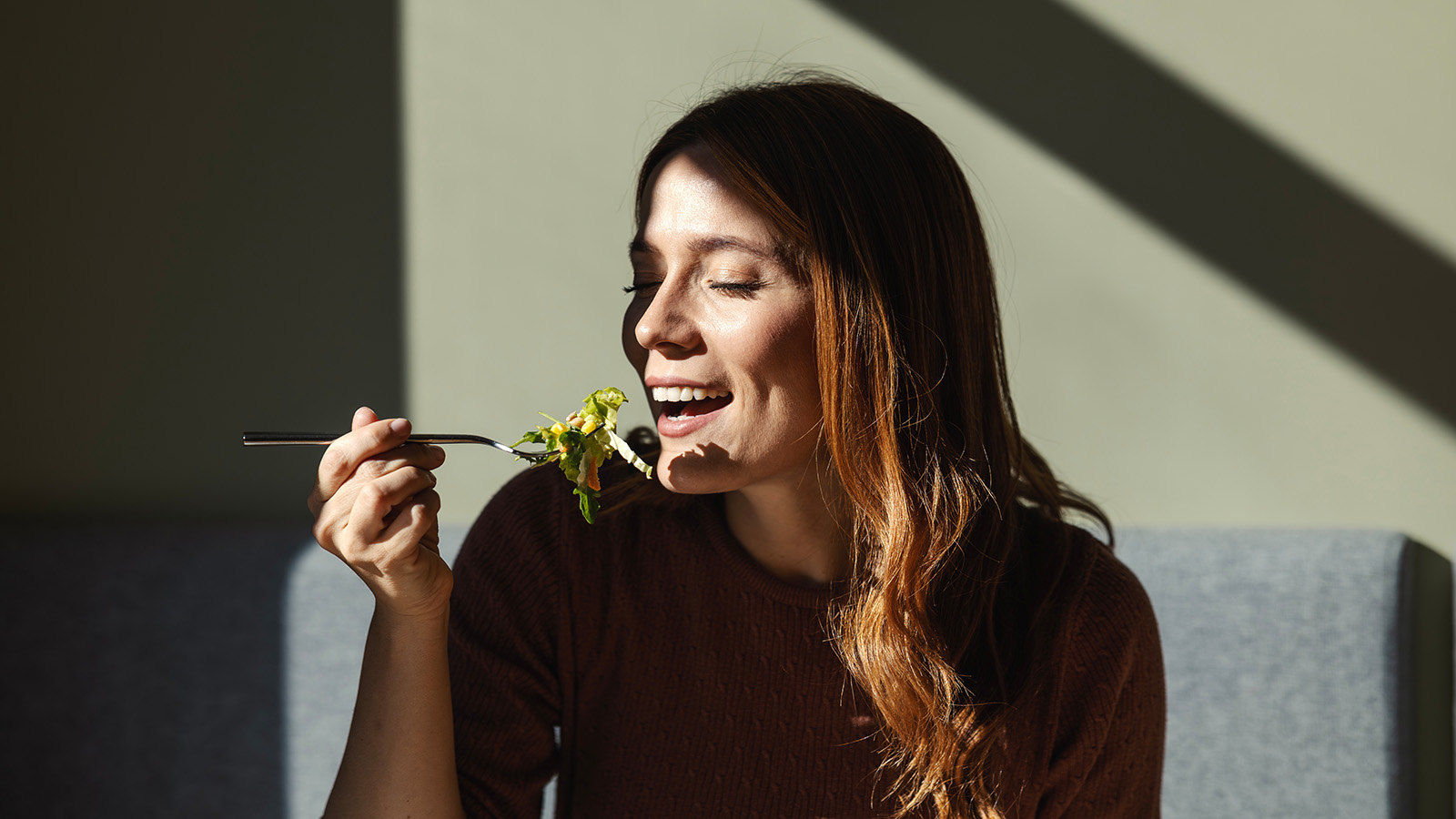 Хрустящая и кремовая: что такое сенсорная гастрономия и почему нам важна текстура еды