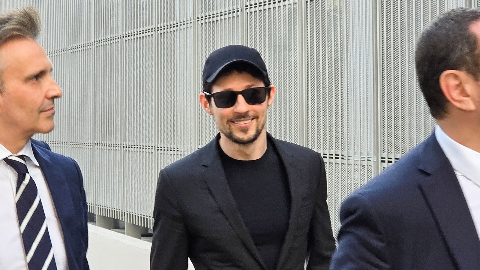 Качели Дурова: состояние основателя Telegram сократилось более чем в два раза