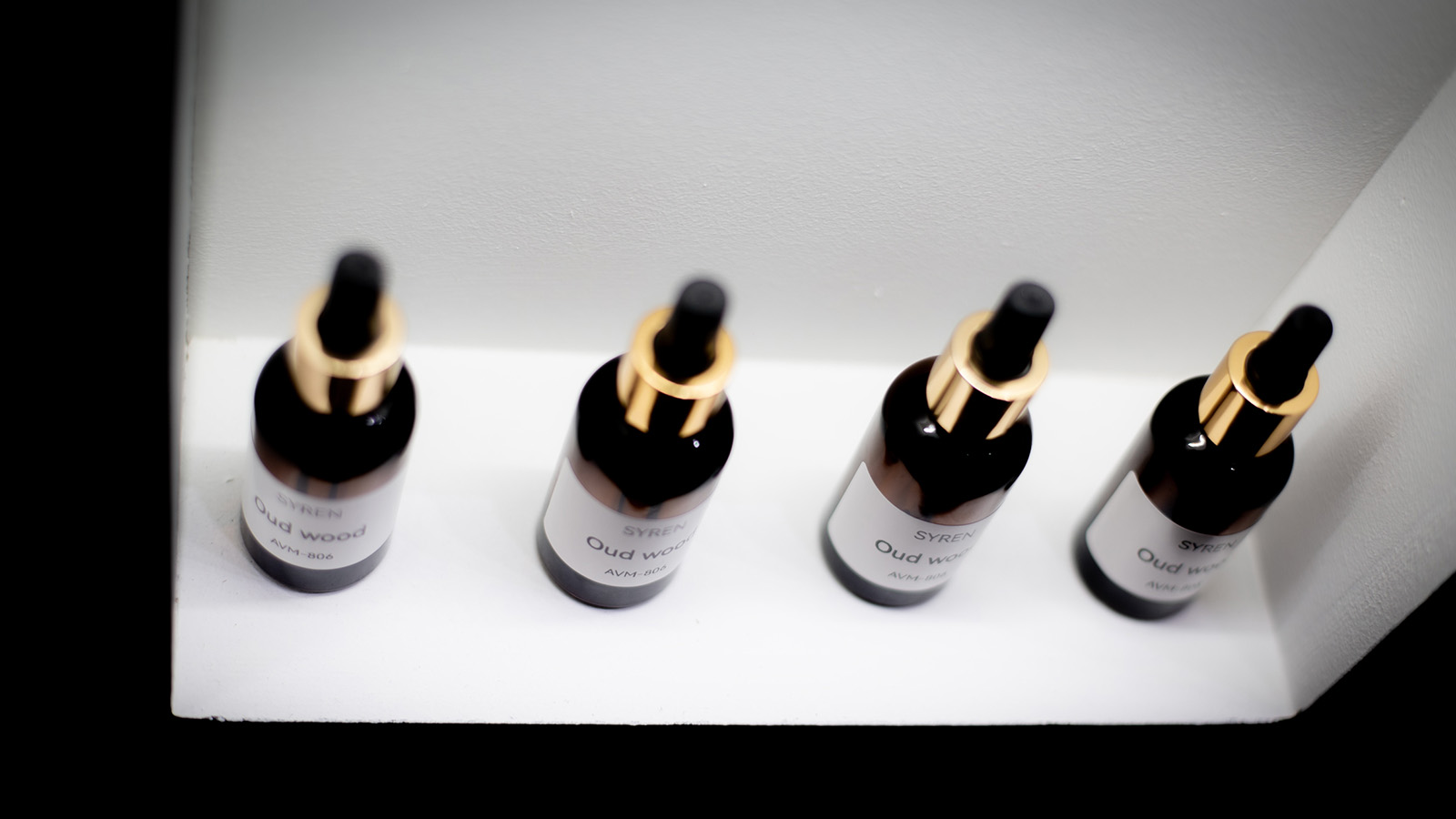 Один в один: как производитель отдушек зарабатывает на копировании ушедших брендов