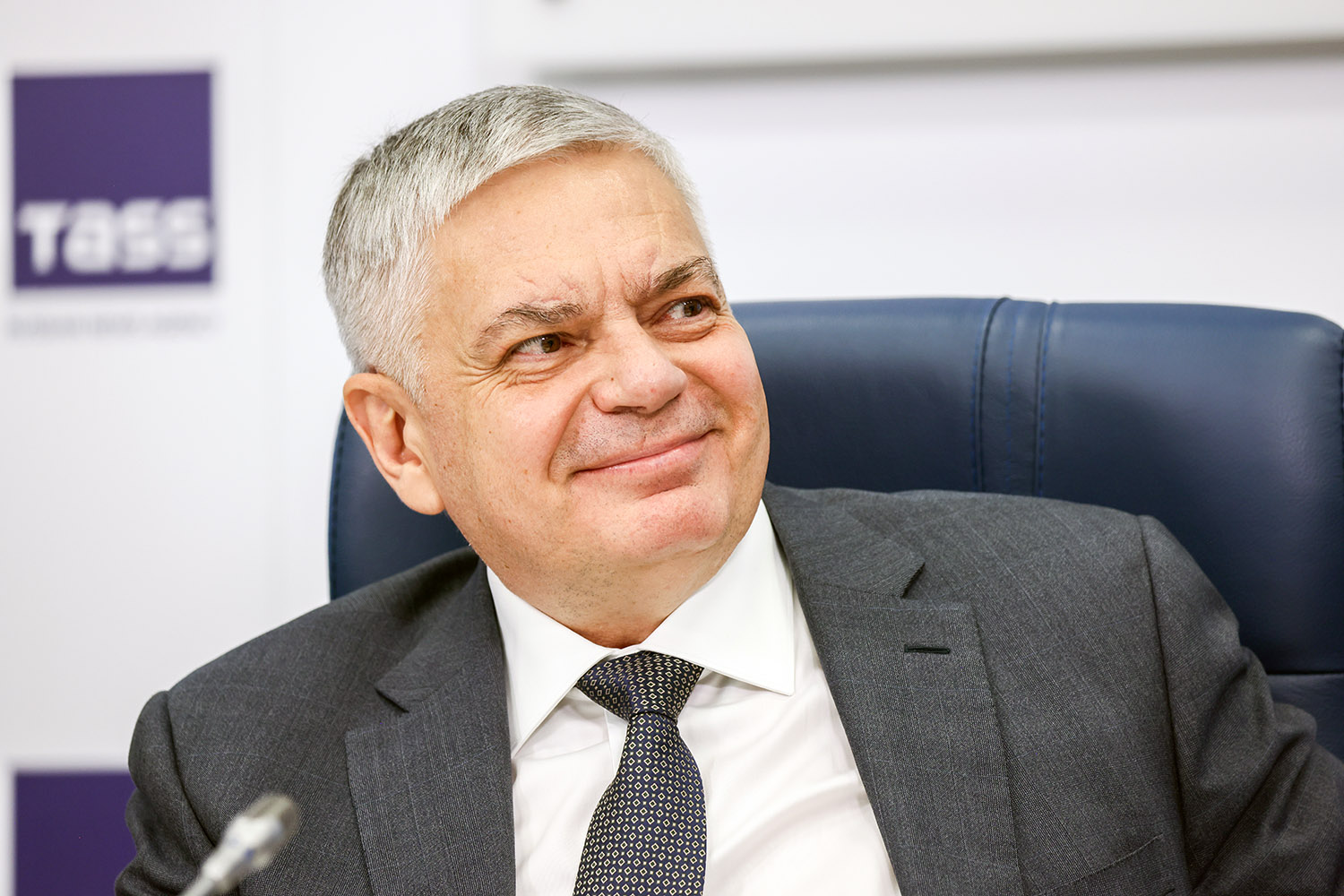 Сергей Шишкарев