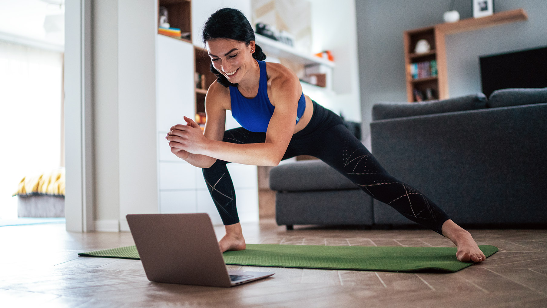 Бодрость духа, грация и пластика: рынок онлайн-фитнеса приблизился к 11 млрд рублей