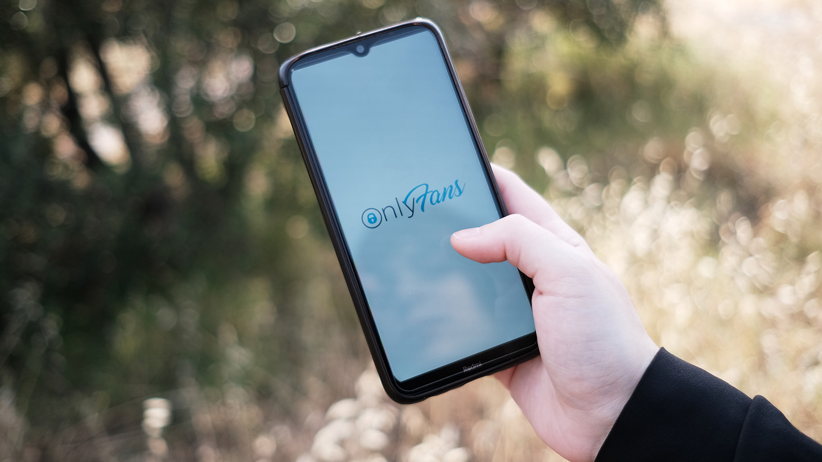 Скандальный актив: что происходит за кулисами сделки по продаже OnlyFans