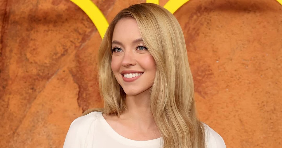 Из фильма Дьявол носит Prada 2 убрали сцену с Сидни Суини