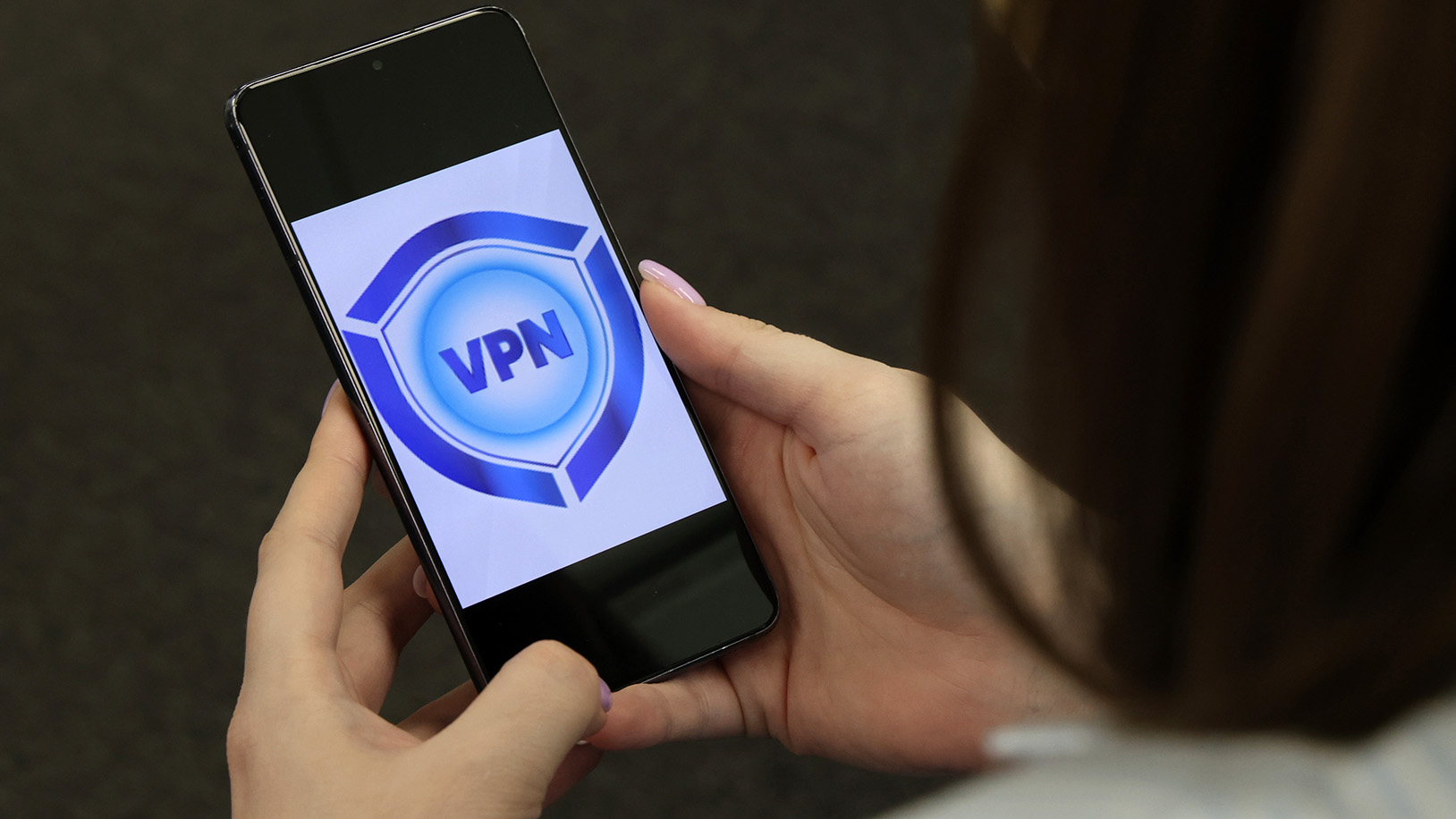 Власти решили отложить введение платы за VPN-трафик на мобильных сетях