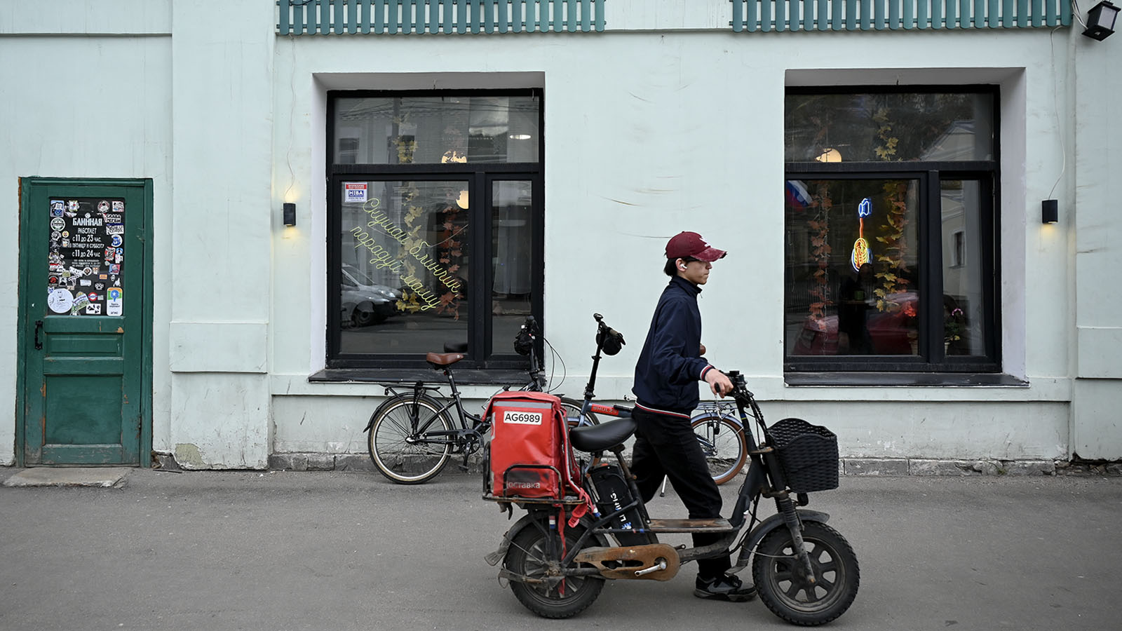 7% российских компаний принимают на работу детей