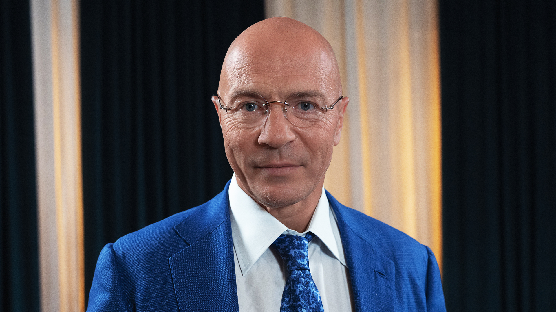 Глава Эксмо-АСТ Олег Новиков: Бесполезно считать, сколько стоит выполнение закона