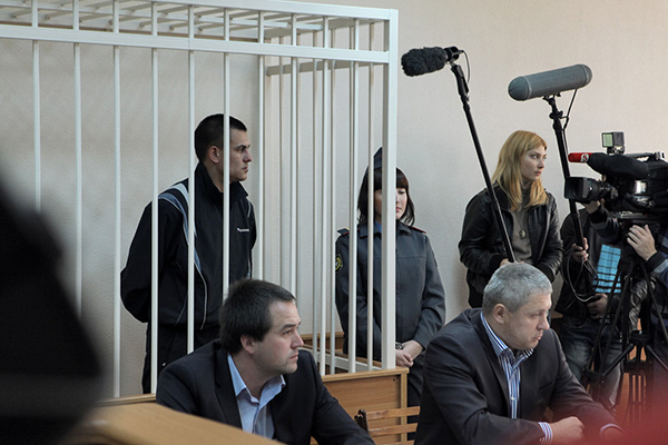 Рассмотрение уголовного дела бывших участковых отдела полиции «Дальний» в Казани