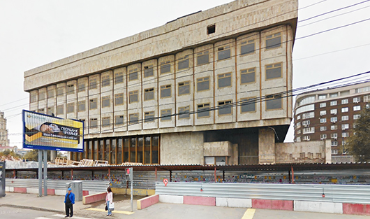 Здание на Красной пресне, за которое ведут борьбу два министерства