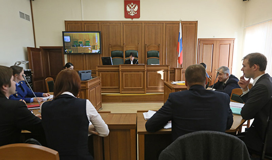 Заседание суда 23 октября продлилось менее получаса: судья оперативно удовлетворила ходатайство Генпрокуратуры о переносе даты на 30 октября