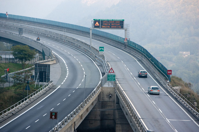 Cистема Tutor фиксирует более 200 нарушений на итальянских дорогах ежедневно